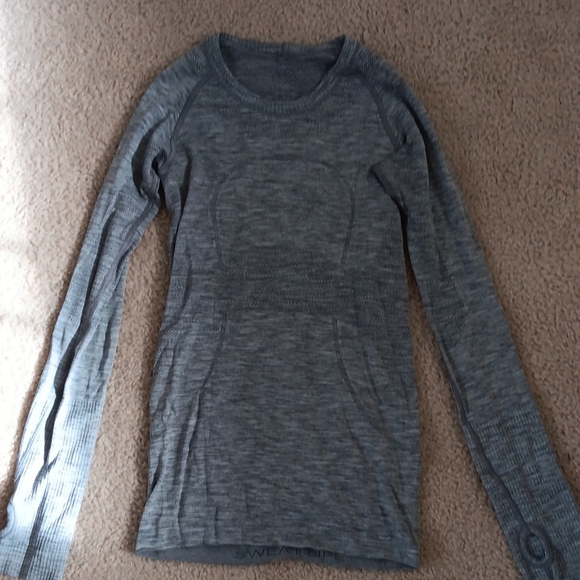 Lululemon Swiftly Tech Long Sleeve - Picture 2 of 3